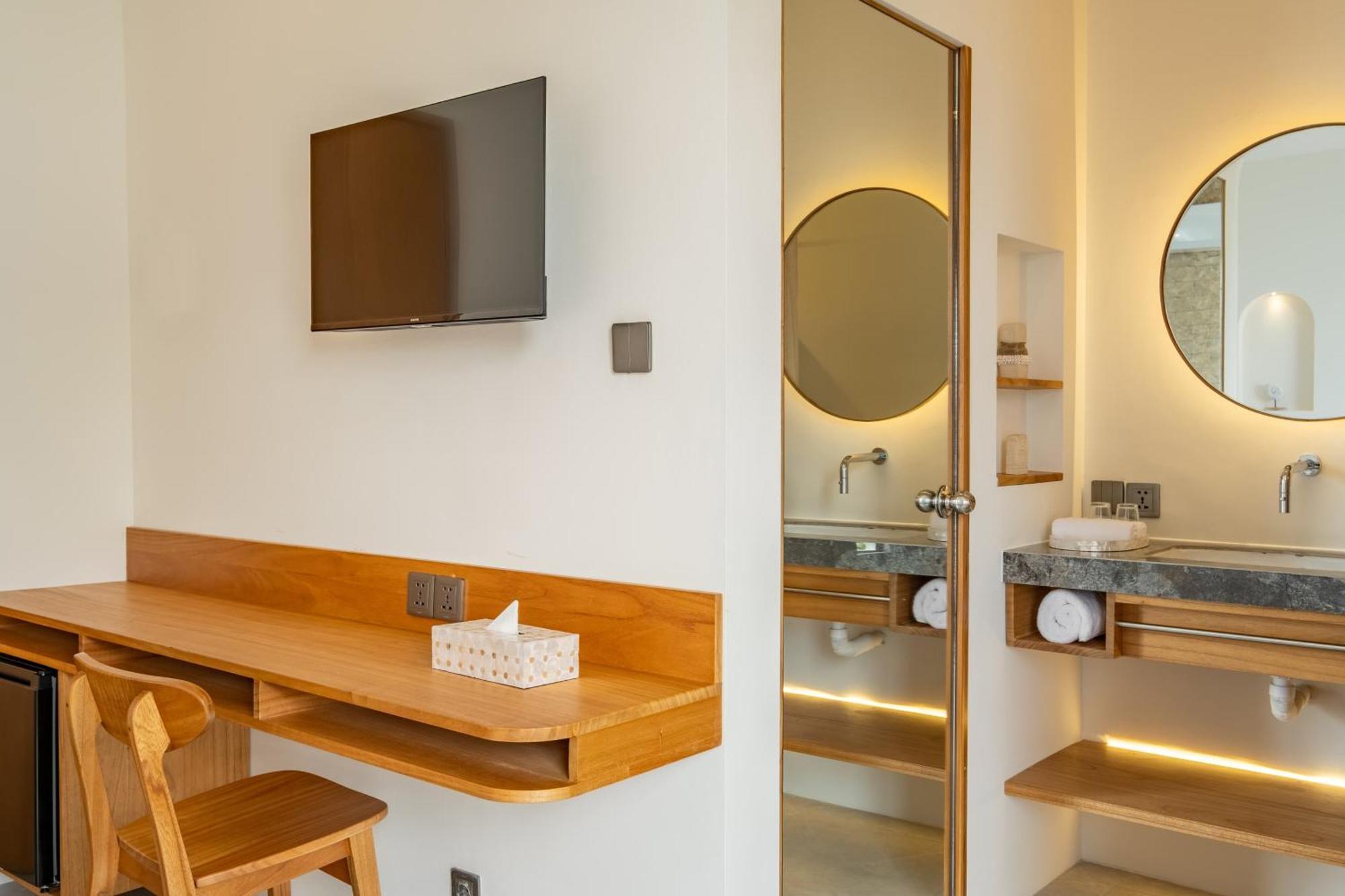 Mysa Boutique Hotel Семіньяк Екстер'єр фото