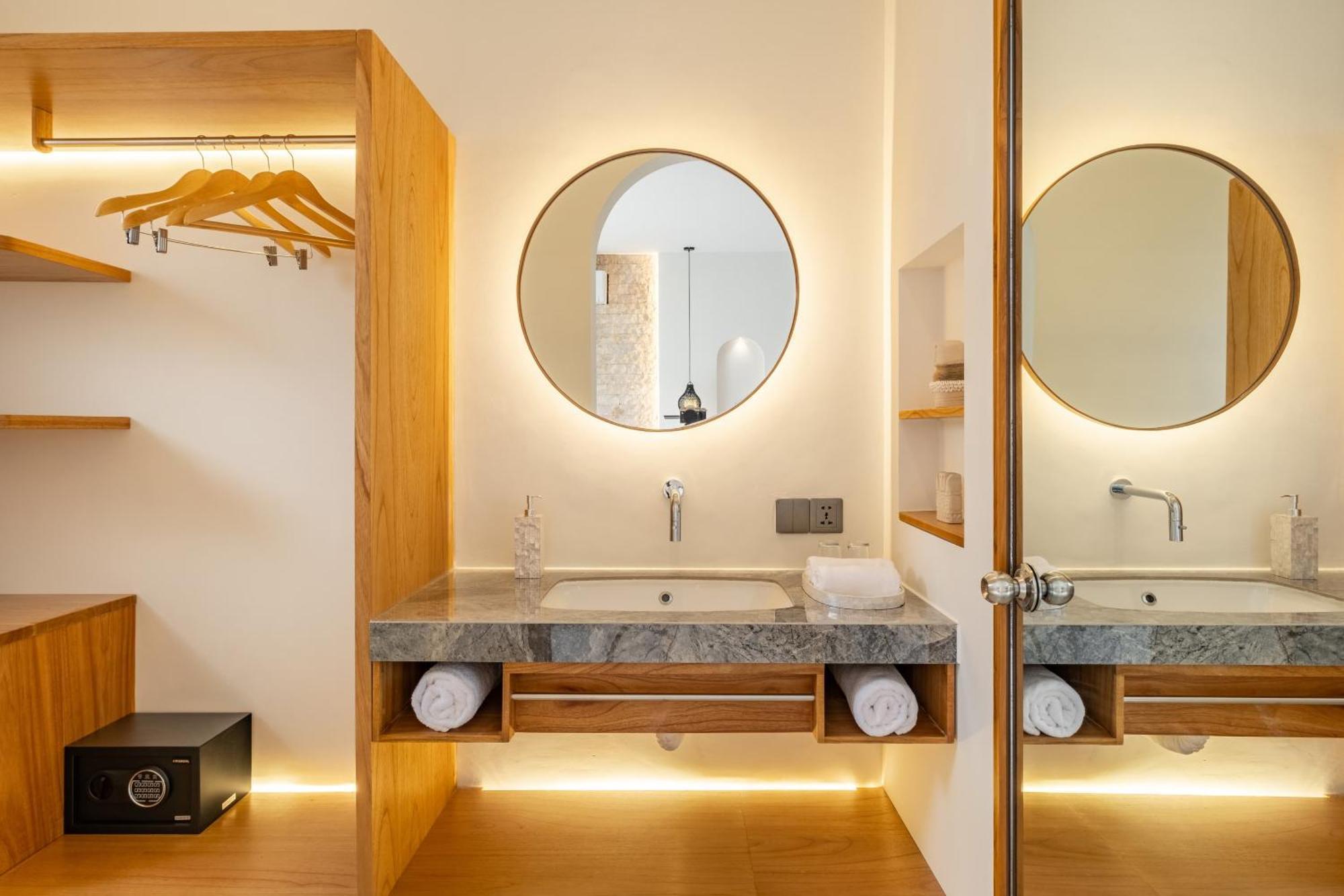 Mysa Boutique Hotel Семіньяк Екстер'єр фото